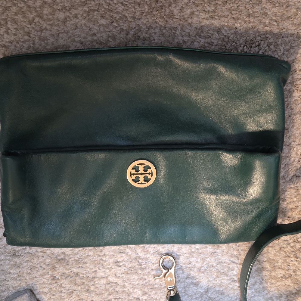 Tory burch leather fold-over crossbody bag green